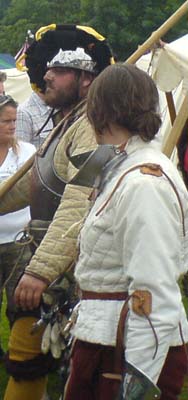 Middeleeuwse ridder op de terugtocht van het slagveld