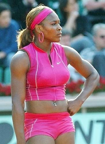 Serena Williams in pink outfit